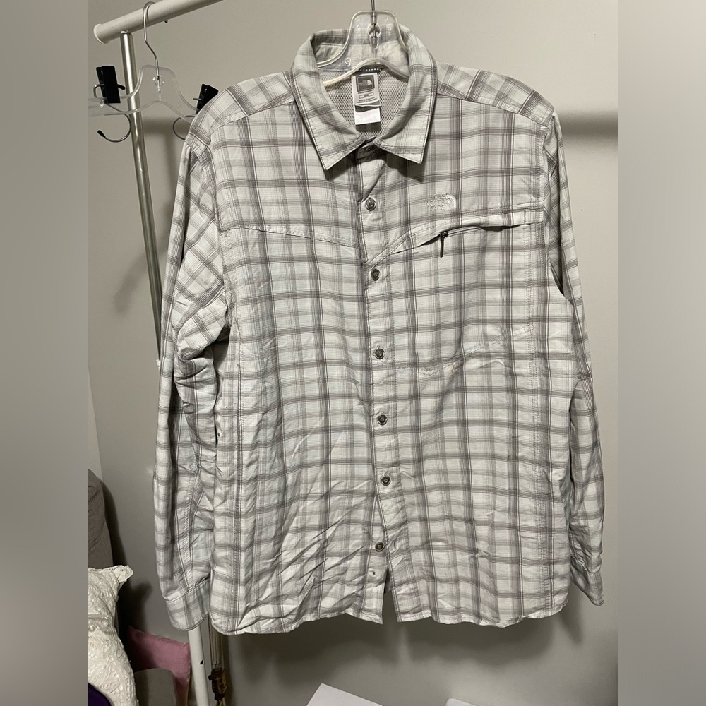 Men’s The North Face Button Down Long Sleeve Shirt M checkers Hiking Fishing